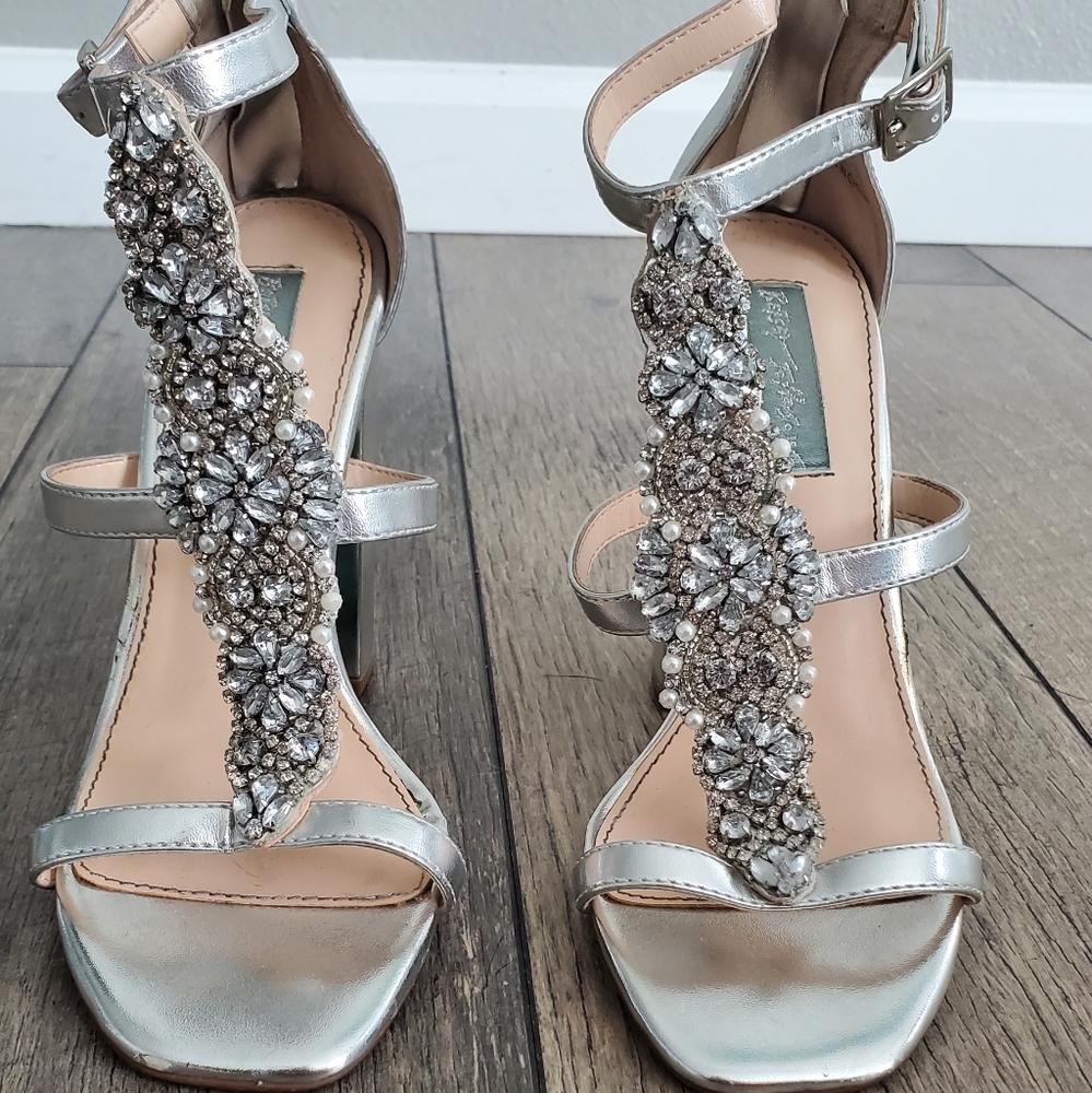 Betsey Johnson | Blue Lydia- 6B - Picture 2 of 8